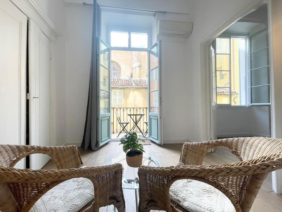 Homelivia, Vieux Nice, Appartement De Charme, Clim Balcon Bagian luar foto