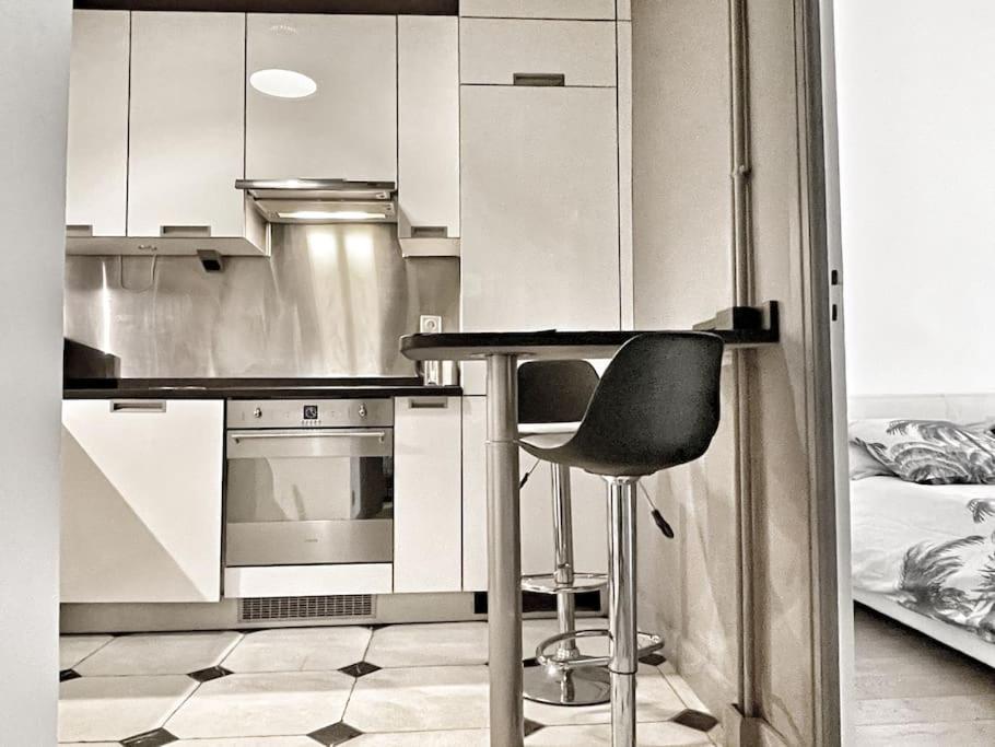 Homelivia, Vieux Nice, Appartement De Charme, Clim Balcon Bagian luar foto